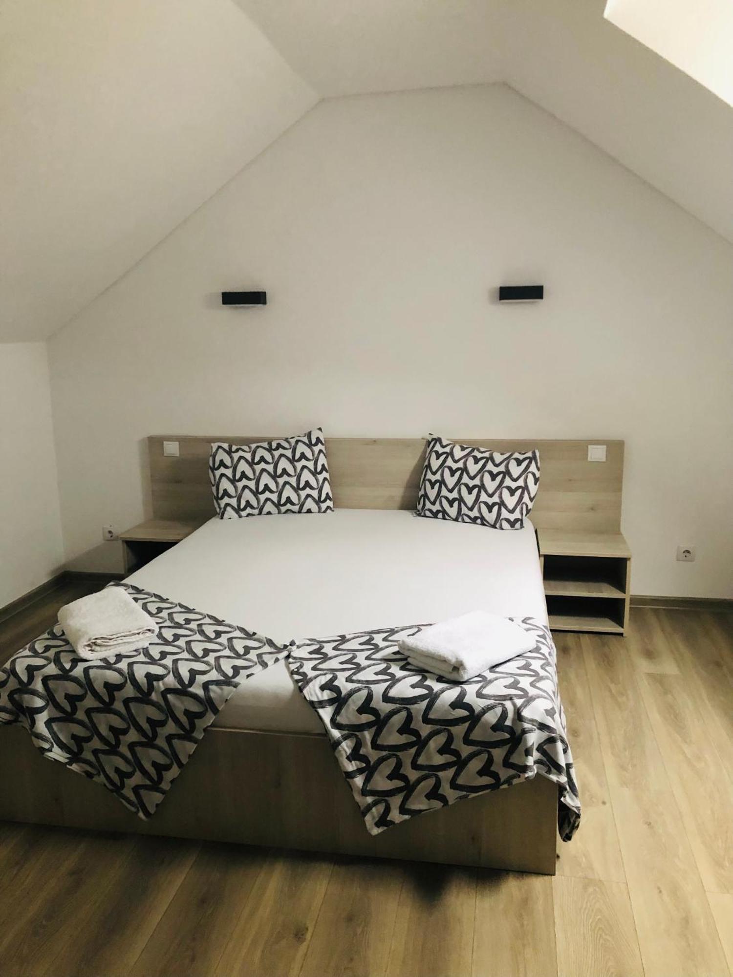 Vila Nona Apartment Sibiu Buitenkant foto