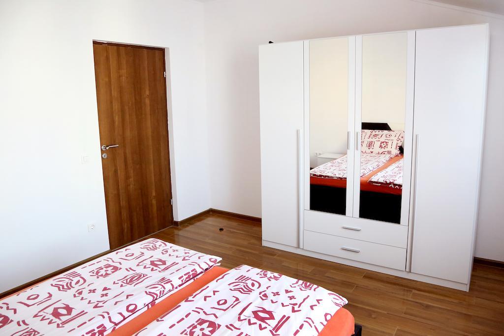 Vila Nona Apartment Sibiu Kamer foto